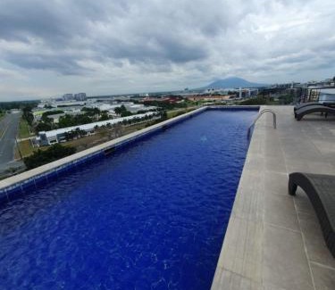Malabanias Apartment | Luxury Studio Condominium at Horizon Towers