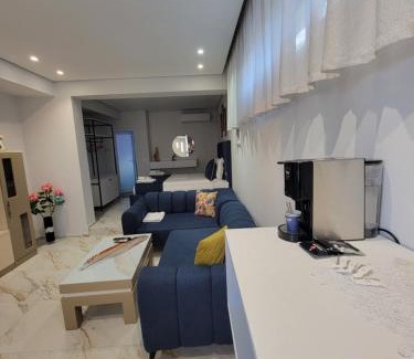 Sarande Villa | luxury studio's J&M