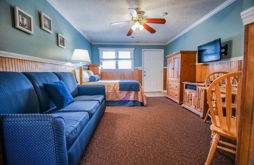 Block Island Apartment | Luxury Studio in Island Manor Resort