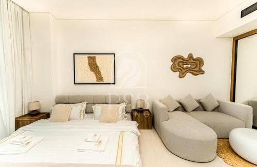 Madinat Zayed Apartment | Luxury Studio with Canal Views Trillionaire Residences