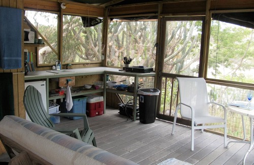 Estate Mandal Cottage | Luxury Tent/cottage On Nat'l Park Pond Walking Dist. To Snorkeling & Park Trails