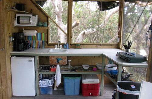 Estate Mandal Cottage | Luxury Tent/cottage On Nat'l Park Pond Walking Dist. To Snorkeling & Park Trails