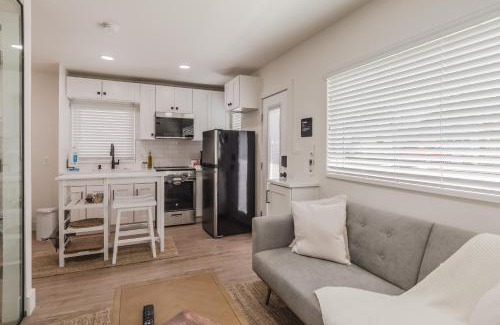 College Park House | Luxury Tiny Home 2 Miles from Downtown Orlando