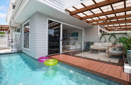 Mermaid Beach House | Luxury Tri-Level Duplex in Mermaid Beach - CoastHM