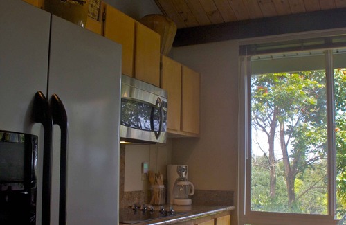 Princeville Condo | Luxury tropical comfortable resort condo in pedestrian/golf/ocean community