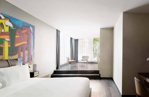 Hipodromo Hotel | Luxury Urban Escape w/Balcony &Terrace, Pet-friendly, Near El Pendulo Bookstore!