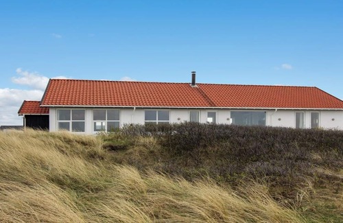 Lild Strand House | Luxury vacation house - direct access to the beach and swimming pool.
