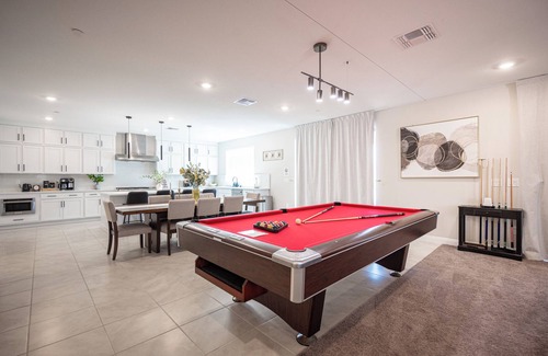 Enterprise House | Luxury Vegas Retreat with Pool Pickleball Court Mini Golf Basketball & Game Loft
