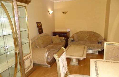 Burgas Apartment | Luxury Versailles Apartments Center Opera
