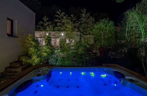 Aigues-Mortes Villa | Luxury villa 160m2 heated pool 10 min from beaches