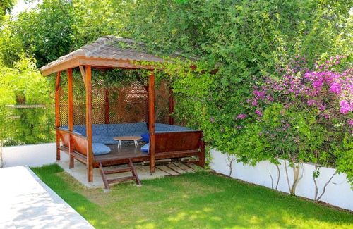 Dalyan City Center Villa | Luxury villa 5 minutes from scenic town center and river