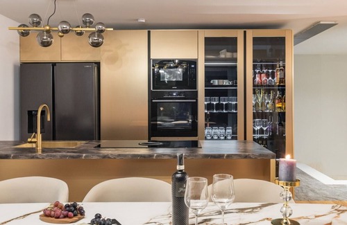 Okrug Gornji Villa | Luxury Villa Destiny Ciovo 2 with pool at the beach