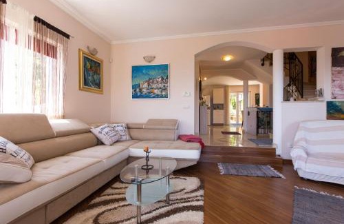 Opric Villa | Luxury Villa Emily with Private Infinity Pool Breathtaking Adriatic Views