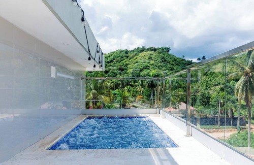 Las Terrenas Villa | Luxury Villa for 10 Guests with Pool and Jacuzzi