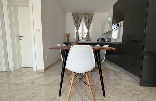 Kastel Kambelovac Villa | Luxury Villa Maci 200m From the Sea with Outdoor Swimming Pool, Charming Terrace