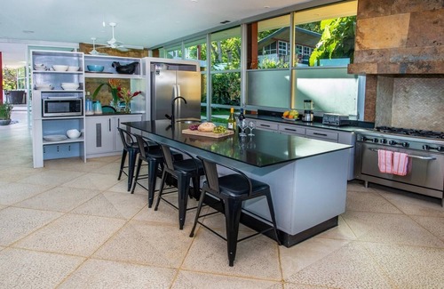 Manuel Antonio Villa | Luxury Villa, In House Spa & Gym, Hotel-size Pool, Event Tent, Chef Included