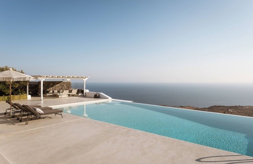 Imerovigli Villa | Luxury Villa in Imerovigli. 9 Bedrooms, accommodates 18 guests. Offers privacy.