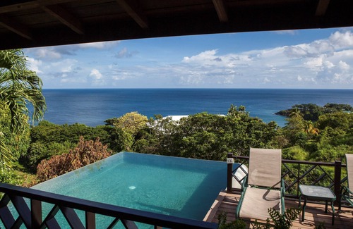 Black Rock Villa | Luxury Villa | Private Infinity Pool + Ocean View