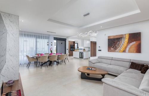 Jursici Villa | Luxury villa Splendour Skicini-Pula with pool and private garden near Pula