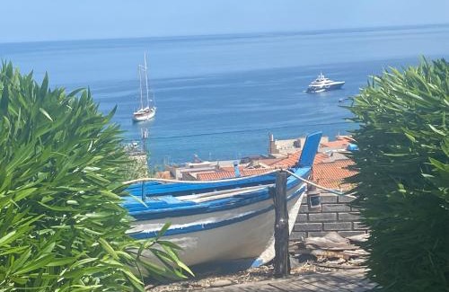 Giardini Naxos Villa | LUXURY, VILLA VITTORIO, Pool, Taormina,Etna & Seaview
