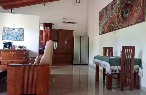 Hettimulla Hotel | Luxury Villa with BB Free WI-FI