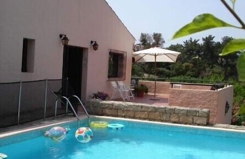 Portigliolo Villa | Luxury villa with private pool located in PORTIGLIOLO