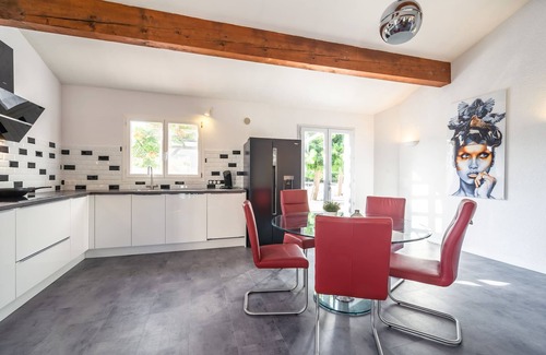 Pouzols-Minervois Villa | Luxury villa with private pool