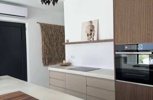 Maragas Villa | Luxury villa with incredible sea and mountain views.