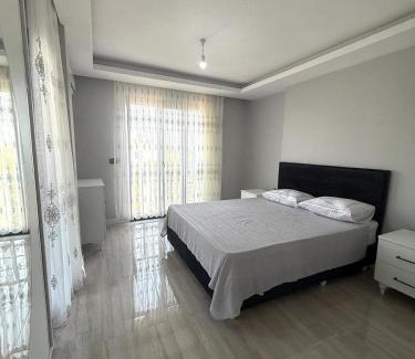 Ayvalik Villa | Luxury Villa with Pool Near Sarimsakli Beach