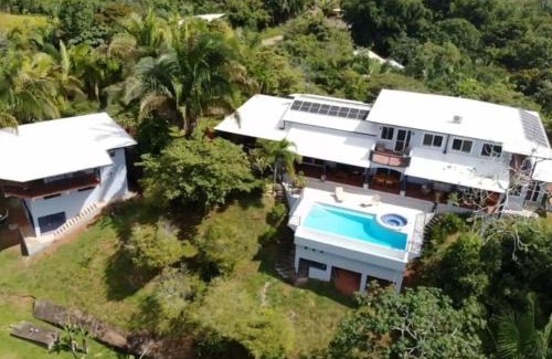 Quepos Villa | Luxury Villa with Separate Guest house and 360view