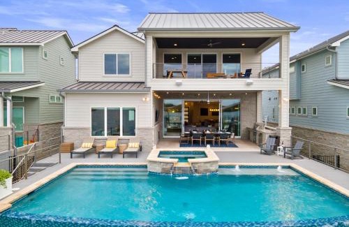 Kingsland House | Luxury Waterfront Home with Swimming Pool Hot Tub and 2 Boat Slips