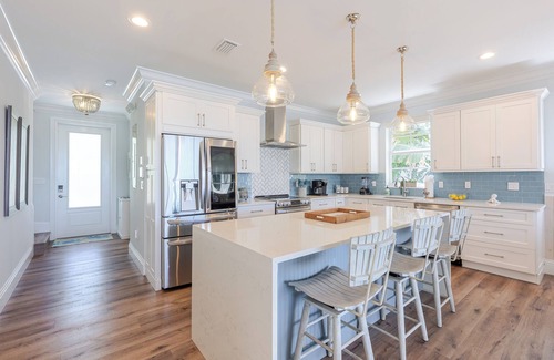 Marathon House | Luxury Waterfront Oasis, Private Pool, Dock, Pet-Friendly 4BR/3BA Prime Location