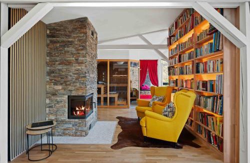 Neubulach House | Luxus-Gästehaus mit Sauna, Kamin & exklusivem Paarbereich