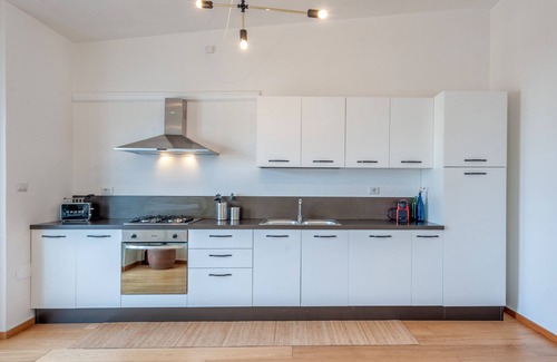 Brindisi Apartment | LuxusP4T 3 bedroom, Sauna, tennis court and pool