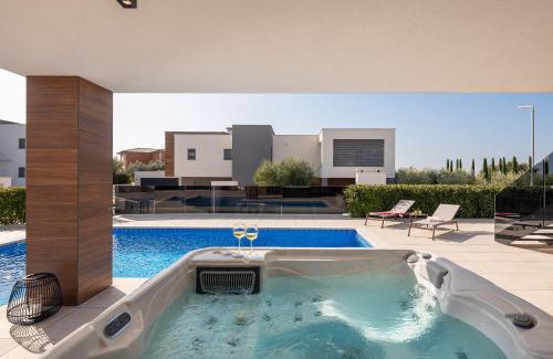 Vodnjan House | Luxusvilla mit Privatpool, Jacuzzi, Sauna, Meerblick