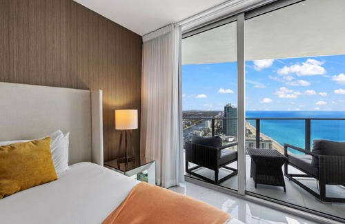 Hollywood South Central Beach Resort | Lyfe Resort and residences, Ocean Front 35th floor, great views guaranteed!
