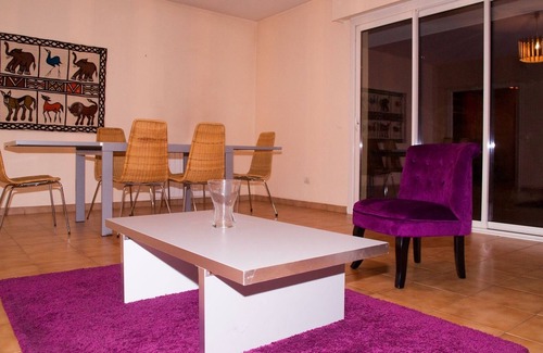 Bussiere - Cadiere Apartment | Lyon-Oullins Beau T3 in peace, its private Garden & terrace in a wooded park
