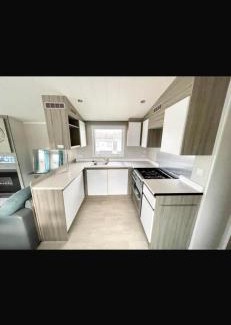 Rhyl Cabin | Lyons Robin Hood - 3 Bedroom Static Caravan
