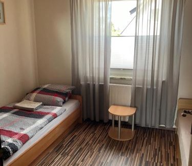 Sahlkamp Apartment | Märchenviertel Apartment in Hannover - 3 Rooms - Wifi free