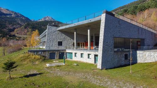 Alt Aneu Hostel | MónNatura Pirineus