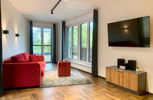 Meidling Apartment | Möblierte Wohnung + Parkplatz und Terrasse