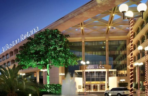 Garhoud Hotel | Mövenpick Grand Al Bustan Dubai