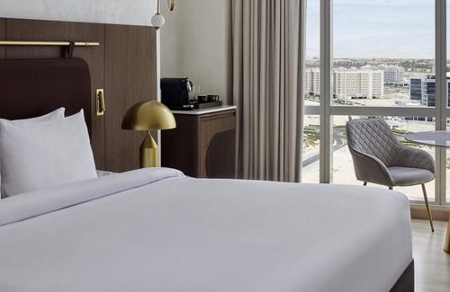Jumeirah Village Triangle Hotel | Mövenpick Hotel Jumeirah Village Triangle