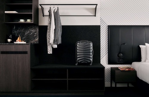 Melbourne Central Business District Hotel | Mövenpick Hotel Melbourne On Spencer