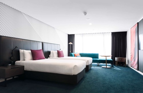 Melbourne Central Business District Hotel | Mövenpick Hotel Melbourne On Spencer