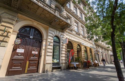 Palace District Apartment | Múzeum Apartman