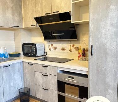 Truc Bach Apartment | Mộc Mây Homestay