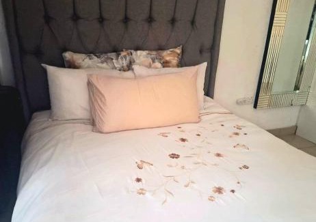 Greater Johannesburg Metropolitan Area House | M&M2 Guest Lodges