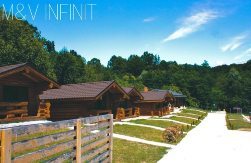 Salatrucel Cabin | M&V Infinit