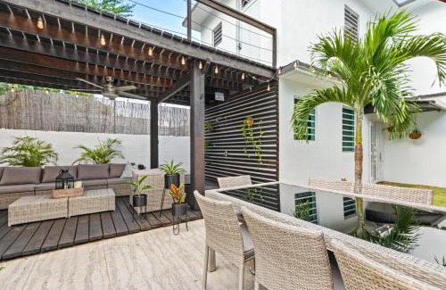 Punta Las Marias Apartment | M1 with Ch ef, Driver, Pool, & half off tours